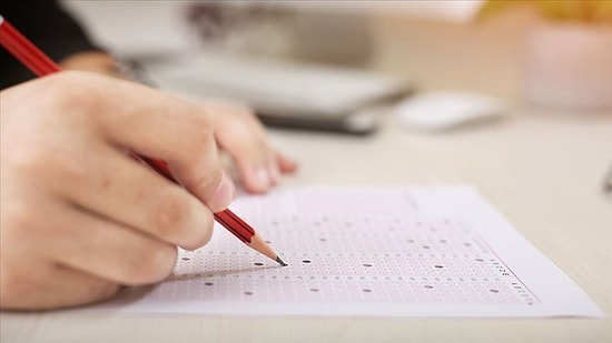 Cumhurbaşkanı Erdoğan Duyurdu: LGS'de Depremzedelere Ek Kontenjan