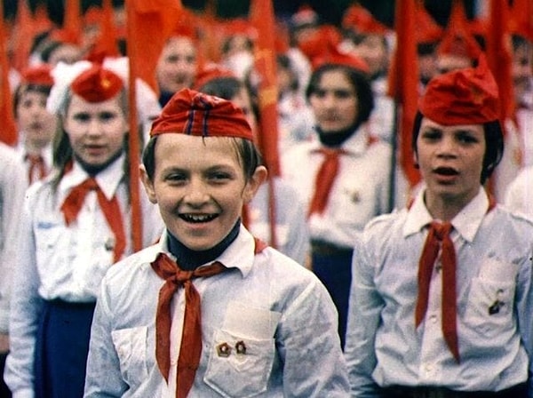 3. А знаете ли вы, что символизировали три конца пионерского галстука?