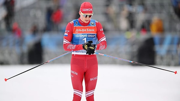 6. По какой части амуниции лыжника судят о достижении финиша во время гонок?