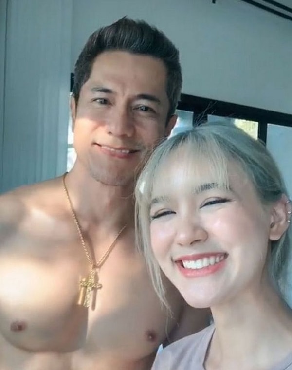 Многие думают, что папа и дочка на самом деле пара, и им постоянно приходится доказывать обратное. А вы бы хотели такого папу?