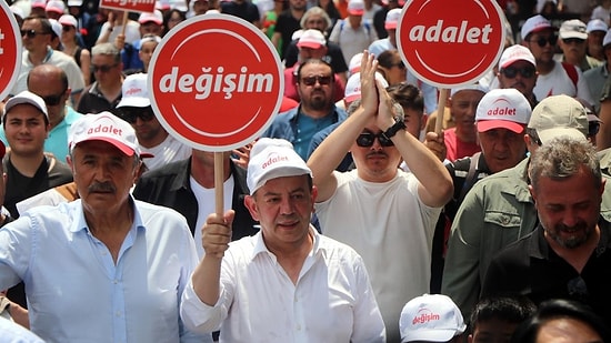 Tanju Özcan, Kılıçdaroğlu'nun İstifası İçin Yürüyüşe Başladı