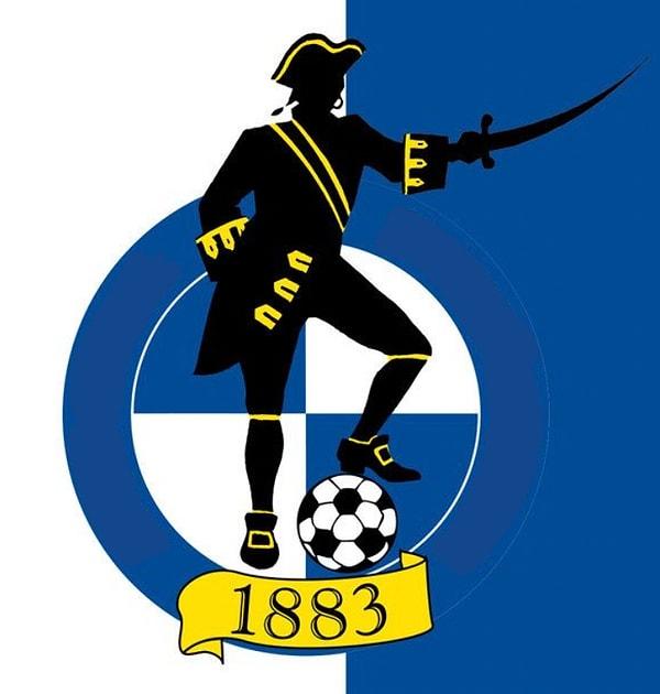 10. Black Arabs FC adıyla kurulan, armasında korsan motifi bulunan ve League Two'da mücadele eden İngiliz takımını tahmin edebilecek misiniz?