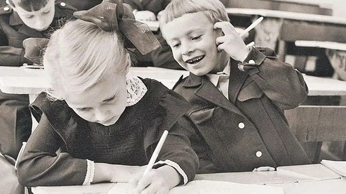 Зачем в СССР в 1943 году в школах разделили мальчиков и девочек