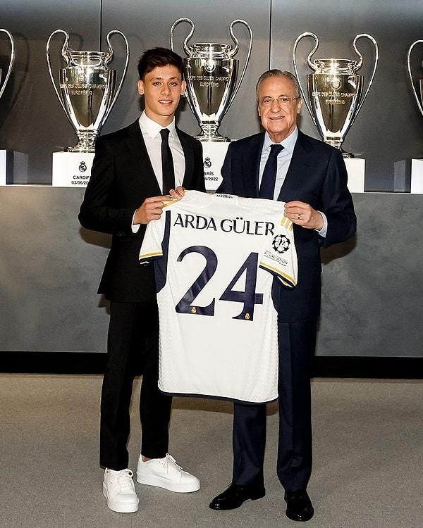 3. Arda Güler resmen Real Madrid'de. 18 yaşındaki Arda Güler kendisini 6 yıllığına Real Madrid'e bağlayan sözleşmeyi imzaladı.