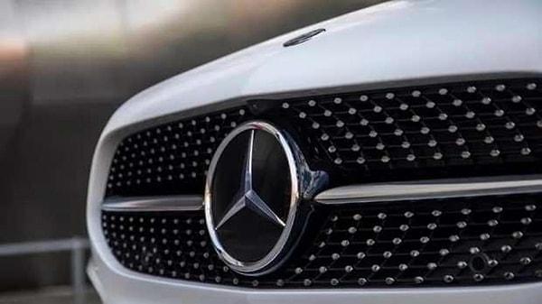 Mercedes-Benz Türkiye durumu Almanya Mercedes-Benz ile paylaşınca alınan kararla Türkiye’de internetten araç satışı durdurulduğu iddia edilmişti.