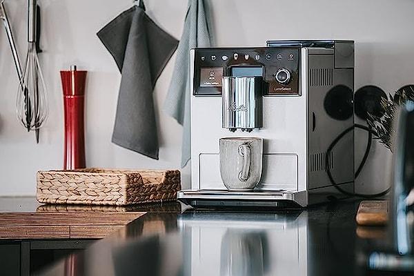1. Melitta Latte Select Full Otomatik Kahve Makinesi