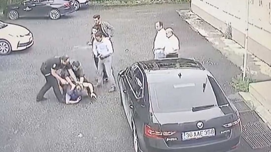 Koruması Gazeteciyi Darp Etti, Kaymakam İzledi