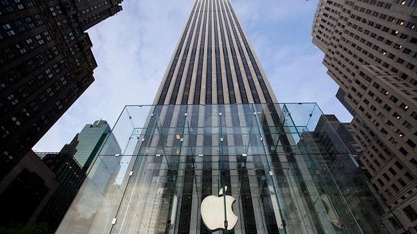 Basına sızan bilgilere göre, 'cam ev' Apple'ın New York 5'inci caddedeki meşhur cam küpünü anımsatıyor.