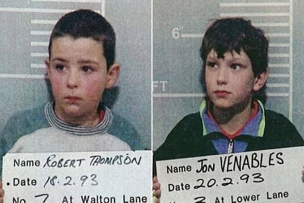 10. Cinayet işlediklerinde 10 ve 11 yaşlarında olan Thompson ve Venables, 2 yaşındaki James'i annesinin yanından kaçırıp, öldürdü.