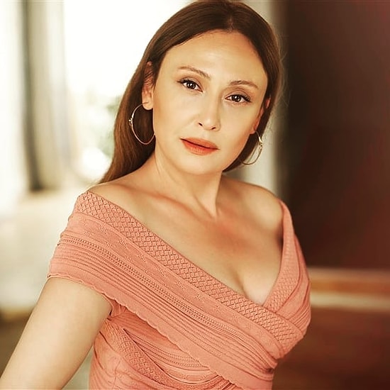 Gülçin Santırcıoğlu: A Versatile Talent in Turkish Cinema and Television