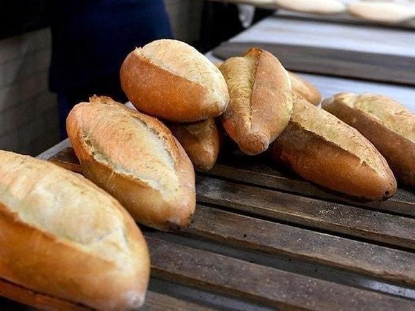 Türkiye Ekmek Üreticileri Federasyonu olarak, bu programı yakından takip etmekteyiz. TBMM’den geçen bu Torba Yasa sonrası, Türkiye genelinde ekmek fiyatlarının 12 TL olma zarureti doğmuştur. Ekmek fiyatlarımızın ülkemize ve sektörümüze hayırlı olmasını temenni ederiz.”