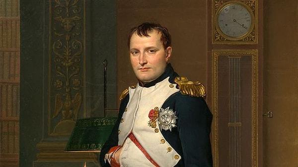 Napolyon sürüldüğü Elba adasından kaçtı!