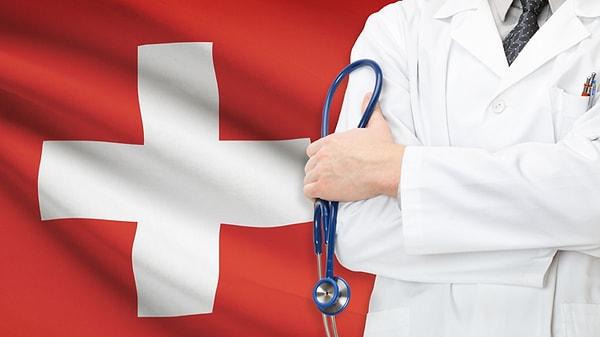 1. İsviçre'de doktorlar 388 bin 623 dolar yıllık ortalama maaş alırken, aylık 32 bin 385,25 dolar, TL bazında da 872 bin 459 lira ediyor.