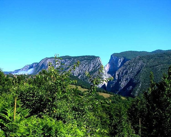 Valla Kanyonu'na Ulaşım ve Konaklama