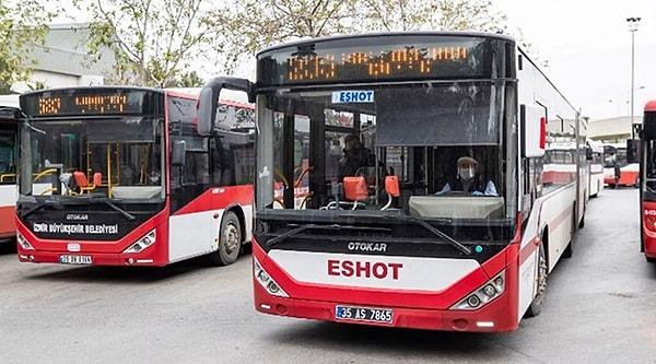 İzmir'de toplu ulaşım ücretlerine yüzde 48 oranında zam yapıldı.