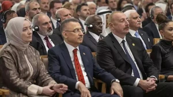 “Dünya lideri olan liderimiz nasıl oluyor da bir televizyon şirketinin Ermeni lobisine boyun eğmesini engelleyemiyor? Oysa daha kısa süre önce Ermenistan Başbakanı Paşinyan Ankara’da idi ve Cumhurbaşkanı’nın görevi kendine devir ettiği törende Aliyev’in arkasına, 2. sıraya oturtularak kendisine haddi bildirilmişti!”