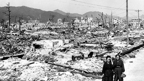 Hiroşima'ya atom bombası atıldı!