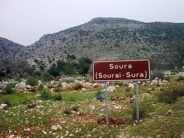 Soura Antik Kenti, MÖ IV. yüzyılda tarih sahnesinde yerini alan Antalya'nın Kale ilçesine bağlı, Myra Antik Kenti'ne komşu bir yerleşim alanıdır.