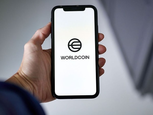 Temmuz ayında piyasaya sürülen Worldcoin (WLD) özellikle de yapay zekayı yakından takip eden kişilerden büyük bir ilgi toplamış durumda.