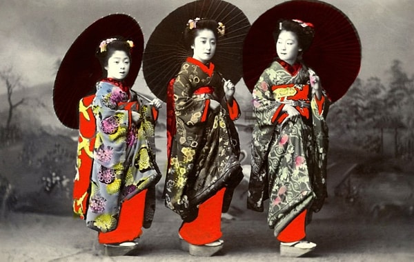 Günümüzde ise Japonya'da sadece 5 Taikomochi kalmıştır, bunların 4'ü Tokyo'da 1'i Kyoto'dadır.