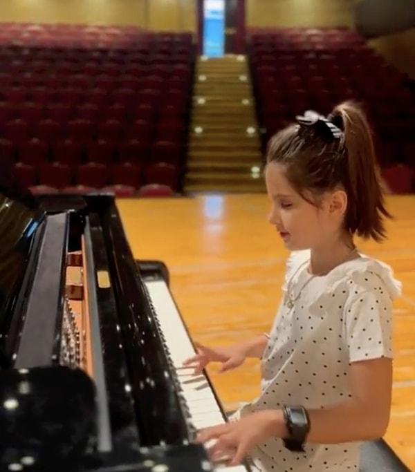 İpek Nisa; 9 yaşında, görme engelli ve mutlak kulağa sahip bir besteci!