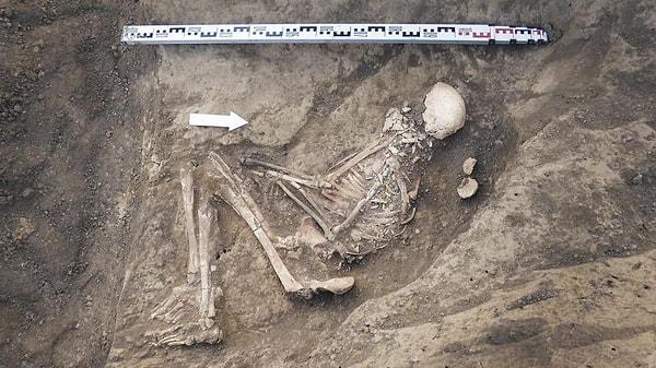 4. Mükemmel bir şekilde korunmuş 7000 yıllık iskelet bulunmuştur.
