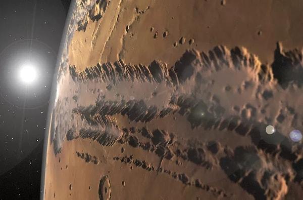 3. Valles Marineris Kanyonu, Mars
