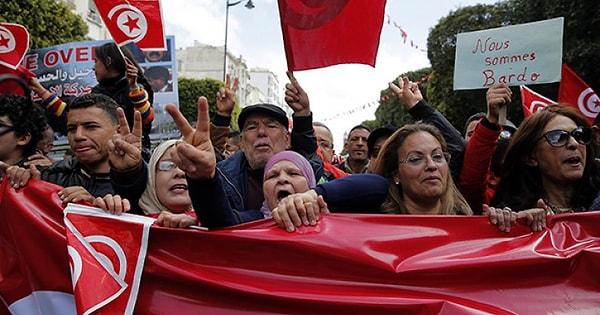 29. Tunus (Tunisia) - İsyancılar/Ayrılıkçılar