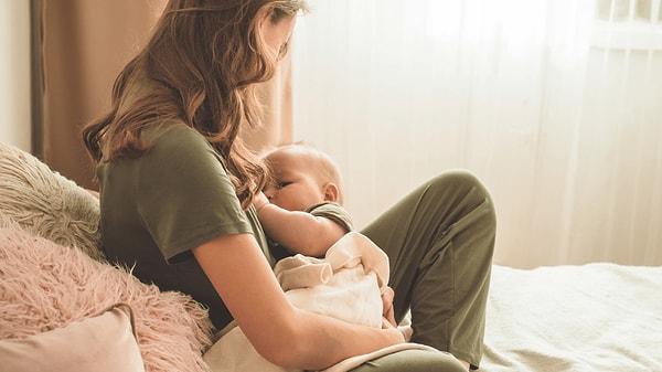 Bebeğin taşınıp emzirilmesi sürecinde annelerin omuzları da çok yoruluyor. Doğum sonrası yoga dersleri sayesinde bu ağrılar son buluyor.