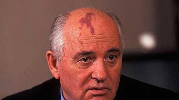 1985 yılından itibaren Sovyetler Birliği'nde yeni bir lider ortaya çıktı: Mihail Gorbaçov