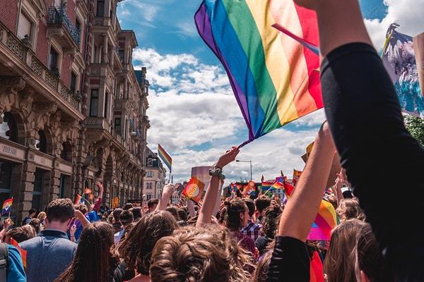 LGBTİ+ haklarını savunan sivil toplum kuruluşu Grupo Gay da Bahia, 2018 yılında Brezilya’da 420 LGBTİ+ bireyin öldürüldüğünü açıkladı.