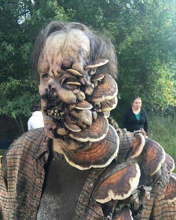 5. Walking Dead'i aratmayacak kadar gerçekçi ve korkunç bir Cadılar Bayramı kostümü!