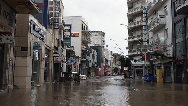 Volos Hastanesi'nde de su basması sonucunda sağlık hizmetleri olumsuz etkilendi.