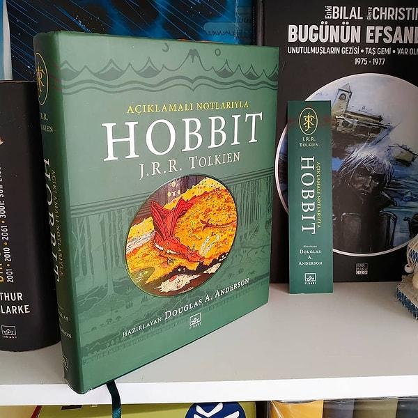 2. Hobbit - J.R.R. Tolkien