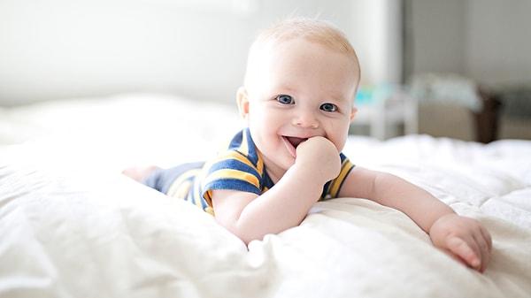 Bebeklerin sağlıklı gelişiminde uyku ve yatak seçimi kritik bir role sahiptir.