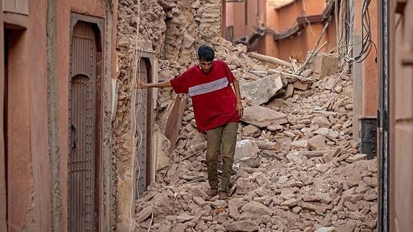 Fas İçişleri Bakanlığı tarafından yapılan açıklamada, depremde can kaybının 2 bin 901'e, yaralananların sayısının ise 5 bin 530'a yükseldiği bildirildi.