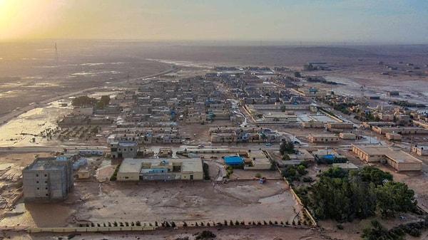 Orta Akdeniz'de etkili olan ve 10 Eylül'de Libya'nın doğusunu vuran "Daniel" fırtınası, Bingazi, Beyda, Merc, Suse ve Derne kentlerinde sel felaketine neden olmuştu.