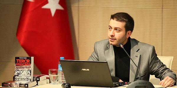 Aykırı haber sitesinin Genel Yayın Yönetmeni Batuhan Çolak gözaltına alındı.  Haber sitesinden yapılan paylaşımda şöyle denildi: "Genel yayın yönetmenimiz batuhancolak33 bu sabah gözaltına alındı."
