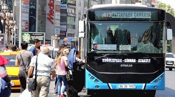 Ankara'da özel halk otobüsü sahipleri, geçtiğimiz gün artan maliyetler nedeniyle artık ücretsiz yolcu taşıması yapmayacaklarını açıklamıştı.