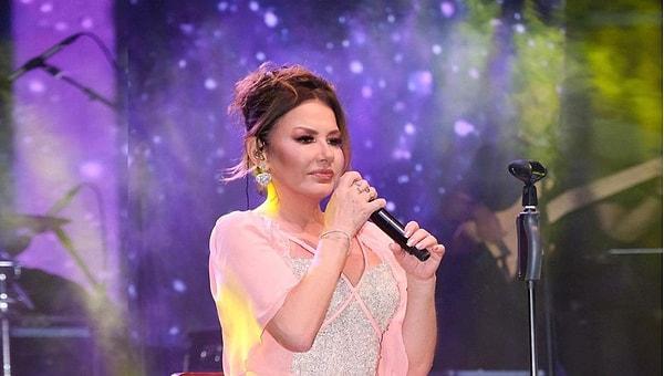 Ünlü şarkıcı Deniz Seki, uzun süredir tedavi gördüğü bilinen annesi Güler Seki'den aldığı acı haberle sarsıldı.
