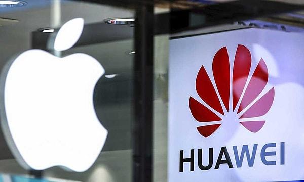2018'de ABD hükümetinin uyguladığı ambargolar nedeniyle gözden düşen şirket, yeni akıllı telefonu Mate60 ile Apple'ı uzun bir aradan sonra tekrardan Çin'de geride bıraktı.
