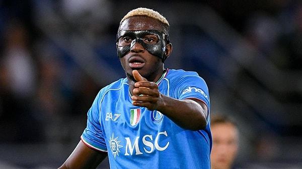 24 yaşındaki futbolcu yaşanılanların ardından Instagram hesabında Napoli'ye dair tüm fotoğrafları kaldırdı.