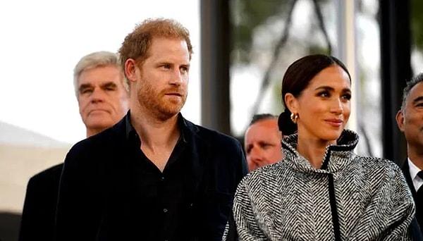Meghan Markle ve Prens Harry çiftini neredeyse tanımayan yok: Ünlü çift, aşklarını korumak uğruna kraliyete rest çekme cesareti gösterdi.