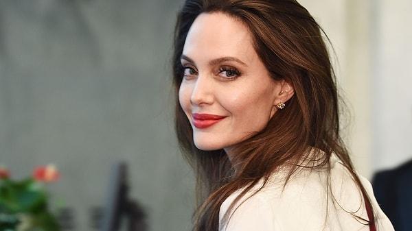 Jolie, kendisinin ve çocuklarının iyileşmeleri için zamana ihtiyaçları olduğunu belirtti.