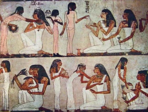 1. Tarihte ilk kez kadın hijyen ürünleri, Mısır'da ortaya atıldı.