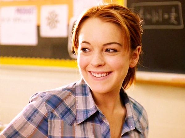 Cady karakterini, "The Parent Trap" ve "Freaky Friday" filmleriyle tanınan Lindsay Lohan canlandırıyor.