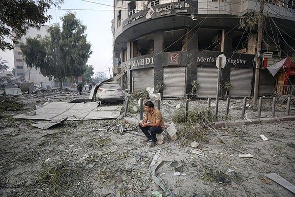 Ancak İsrail saldırıları sonrası Gazzelilerin şimdiye kadar yaşamadıkları en zor günlerle karşılacakları tahmin ediliyor.