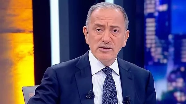 Altaylı sözlerinde "Ama hemen heveslenmeyin.  “Hem emekli olup hem de çalışanlar kapsam dışı.”  Tam Türk işi.  Verilen miktar zaten sadakadan hallice.  170 dolar.  O da bir kerelik.  Ve çalışmayan emekliye." ifadelerini kullandı.