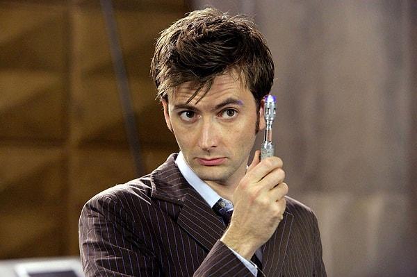 BBC, klasik bilimkurgu dizisi Doctor Who'nun 10. Doktor'u olarak tanınan David Tennant'ın dokunaklı veda sahnesinin daha önce bilinmeyen görüntülerini yayınladı.