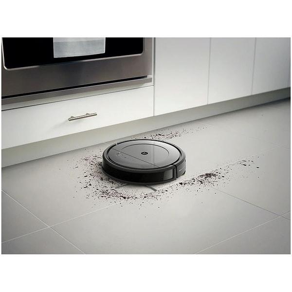 2. En son teknoloji ile dizayn edilmiş iRobot Roomba i7 robot süpürgeyle, temizliğin tadını çıkarın.